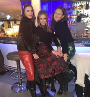 Nikki Grahame Instagram - Happy Christmas 🎄to my beautiful girlies! Love you both lots😍xxx