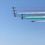 Nikki Osborne Instagram - The most spectacular airshow I’ve seen. Wow wow wow. #airshow #jets #tricolor #lakegarda #lagodigarda #plane #itay