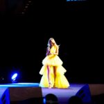 Nikki Osborne Instagram - Two icons. The Opera House and Big Bird. First photo by: @wesbaker51