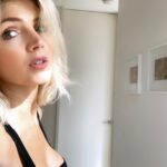Nikki Osborne Instagram - I’ve buggered my algorithm. Please like my face. That’ll fix it. Cheers!
