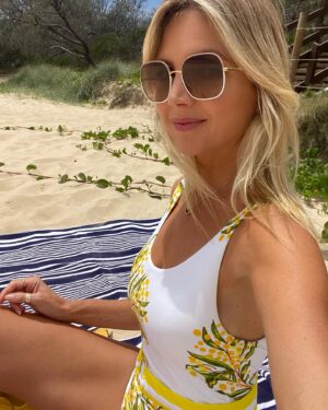 Nikki Osborne Instagram - I’m no influencer (see image 3) but I love yellow, I love cozzies, I love Australia and I @lovebonfire_thelabel . 

#lovebonfire #lovebonfirethelabel #beach #swimwear