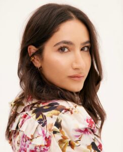 Nikohl Boosheri Instagram - 🌺 @kelsey_hale @nataliehoseltonstyle @jentioseco @thesophiaporter