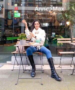 Nila Fırat Instagram - Bugün de #rotterdam fotoğraflarımla avundum 😔 12/03/2020