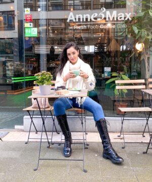 Nila Fırat Instagram - Bugün de #rotterdam fotoğraflarımla avundum 😔 12/03/2020