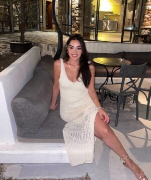 Nila Fırat Instagram - Sıralama yanlış 🤭✨✨✨