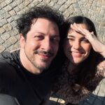 Nilam Farooq Instagram – Die neue und letzte Staffel JERKS mit den Wahnsinnigen ist raus. Ich durfte auch ein bisschen mit wahnsinnig sein. Habt ihr schon reingeschaut? 🤪