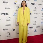 Nilam Farooq Instagram – nyc dump🗽50. International Emmy Awards, habe sogar eine Laudatio gehalten. Ereignisreiche Tage, nach sieben Jahren zurück in New York (bin damals ausgewandert), irgendwie auch sehr emotional. Heute bin ich viel glücklicher und es ist so viel Gutes passiert. Danke an @filmedienrw für die Einladung.
