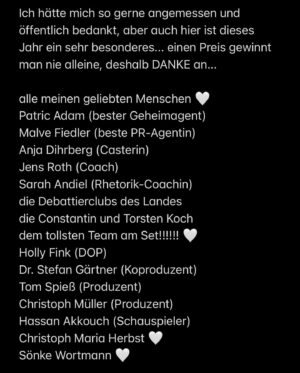 Nilam Farooq Instagram - ✨ BAYERISCHER FILMPREIS ✨ als beste Hauptdarstellerin für „Contra“ - unglaublich... im Leben hätte ich mir diese Auszeichnung nicht erträumt... bin unendlich dankbar.

PS: Die ausgefallene After Show fordere ich hiermit offiziell ein, sobald wie wieder möglich, bitte - habe da was zu feiern!!!! 

✨✨✨