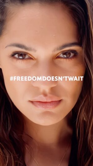 Nilam Farooq Instagram - anzeige
tb to shooting with @yslbeauty in marrakech this year #libre #freedomdoesntwait