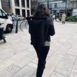 Nilam Farooq Instagram - Budapest dump. 1 szimpla kert 2 danube night cruise 3 market hall freak 4 hungarian specialities 5 thriftstoreing 6 kürtöskalács workshop 7 airbnb gone wrong 8 miles in budapest 9 best wine tasting 10 beer spa