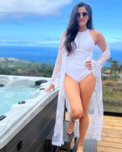 Actress Nimisha Mehta HD Instagram Photos and Wallpapers March 2024