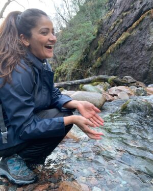 Nimisha Mehta Instagram - Living the HIGHland life 🏴󠁧󠁢󠁳󠁣󠁴󠁿 (the only time I enjoyed drinking VERY cold water!) #Glencoe #Scotland #Highlands