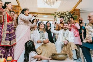 Nimisha Mehta Instagram - This year started with this beautiful wedding of @nimisha_mehta and @sol.mehta_slade . A Hindu and Jewsish wedding ceremony took place under a Mandap/ chuppah created by @sai_mandaps .
.
.
.
Supper suppliers list
@themaninthered_coat 
@natashaelouisemua 
@binitabhudia 
@snkfoods 
@cake.makes 
@vasudevmehta 
@divinemusiquk 
@beat_evolution 
@offleyplace