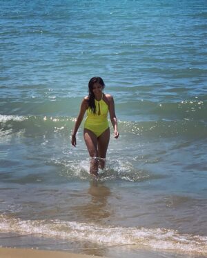 Nimisha Mehta Instagram - Be your own sunshine ☀️😎✨#sunkissed 

📸 @ravneetl ❣️