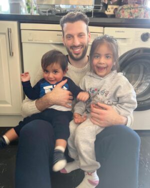 Nimisha Mehta Instagram - Happy 1st Birthday to my adorable nephew, Rivaan! And just like that you turn 1…if I had it my way I’d be kissing those fine chubby cheeks all day, everyday! 🩷 Here’s to wishing you have another year full of adventures and lots of daydreaming! Love you lots little man 😘