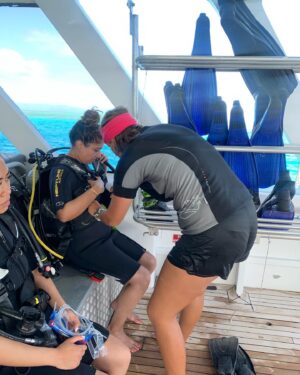 Nimisha Mehta Instagram - Finally, ticked off my bucket list ✅ #ScubaDiving #GreatBarrierReef #BarrierReef