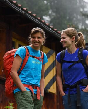 Nina Caprez Instagram - Climbing is beauty, an endless adventure and life teacher. Climbing is my red line, my source of power and joy. Climbing is camaraderie, loud laughs and endless fun.
Climbing is me because it’s my inner mirror. Climbing made me who I am and we’re not done with our relationship ❤️

#summerofclimb #nowasteddays #arcteryx @arcteryx