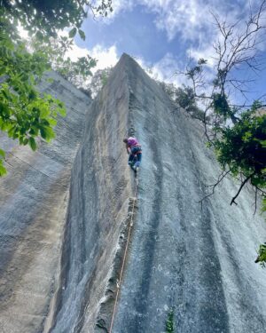 Nina Caprez Instagram - Some simple photos of a little family enjoying the outdoors.

🥰🥰🥰

@arcteryx @petzl_official @scarpa_world @hydroflask @gebana.official @julbo_eyewear @beyerbeans @namuk