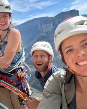 Nina Caprez Instagram - Happy to be back on some bigger trad routes and to send some sports 8a.

Vercors is always a good combo of multipitch/sports/sun/friends.
Together with @cedriclachat we taught  some of our big wall and trad experiences with @pauline.mhe to prepare her best for her upcoming French climbing guide diploma.

Tick-tack… in July my au paire will leave us in order to become a climbing guide. Good luck Popo!

@petzl_official @julbo_eyewear @scarpaspa @arcteryx @totemmt