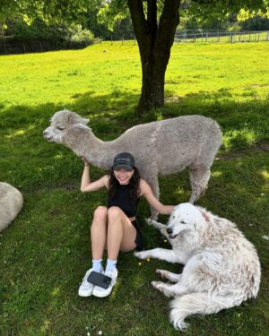 Nina Kaiser Instagram - Heute war der beste Tag meines Lebens 🦙👍🏼