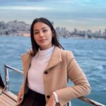 Nina Kozok Instagram – Ended the day with a beautiful boat trip down the Bosphorus Strait which divides Turkey into 2 continents: Asia & Europe.