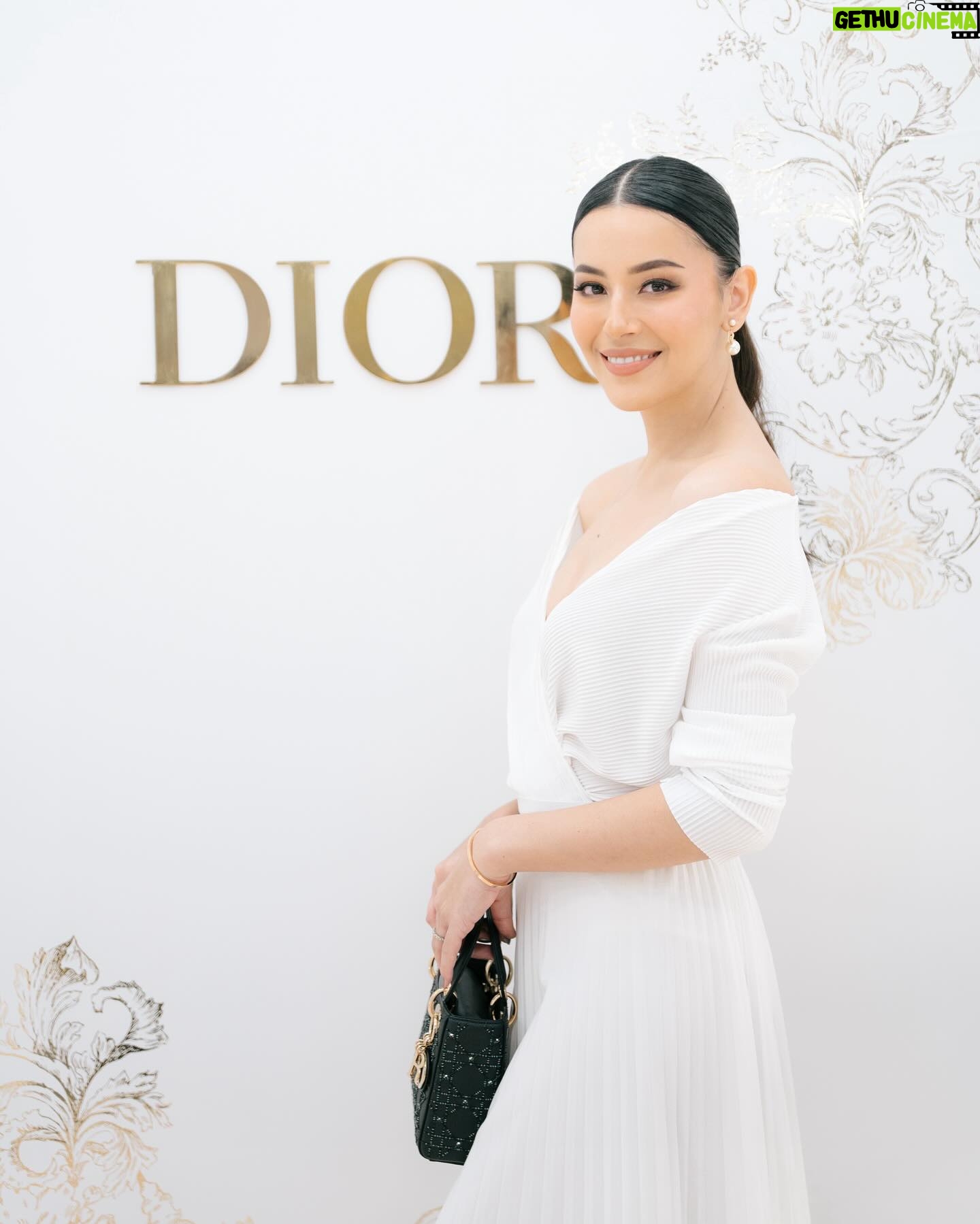 Nina Kozok Instagram - Celebrate this holiday season with @diorbeauty. Had the most magical time at Les Tuileries Royal Garden, Carousel of Dreams. Don’t miss this amazing pop up installation at Plaza Indonesia open till December 17th! You can discover the limited-edition festive gifts at all Dior Beauty Boutiques, Counters, Plaza Indonesia Podium and Online at www.dior.com/en_id/beauty/. #DreamInDior #DiorHoliday