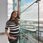 Nina Seničar Instagram - Spring, stripes and smiles 🤍 #soliver