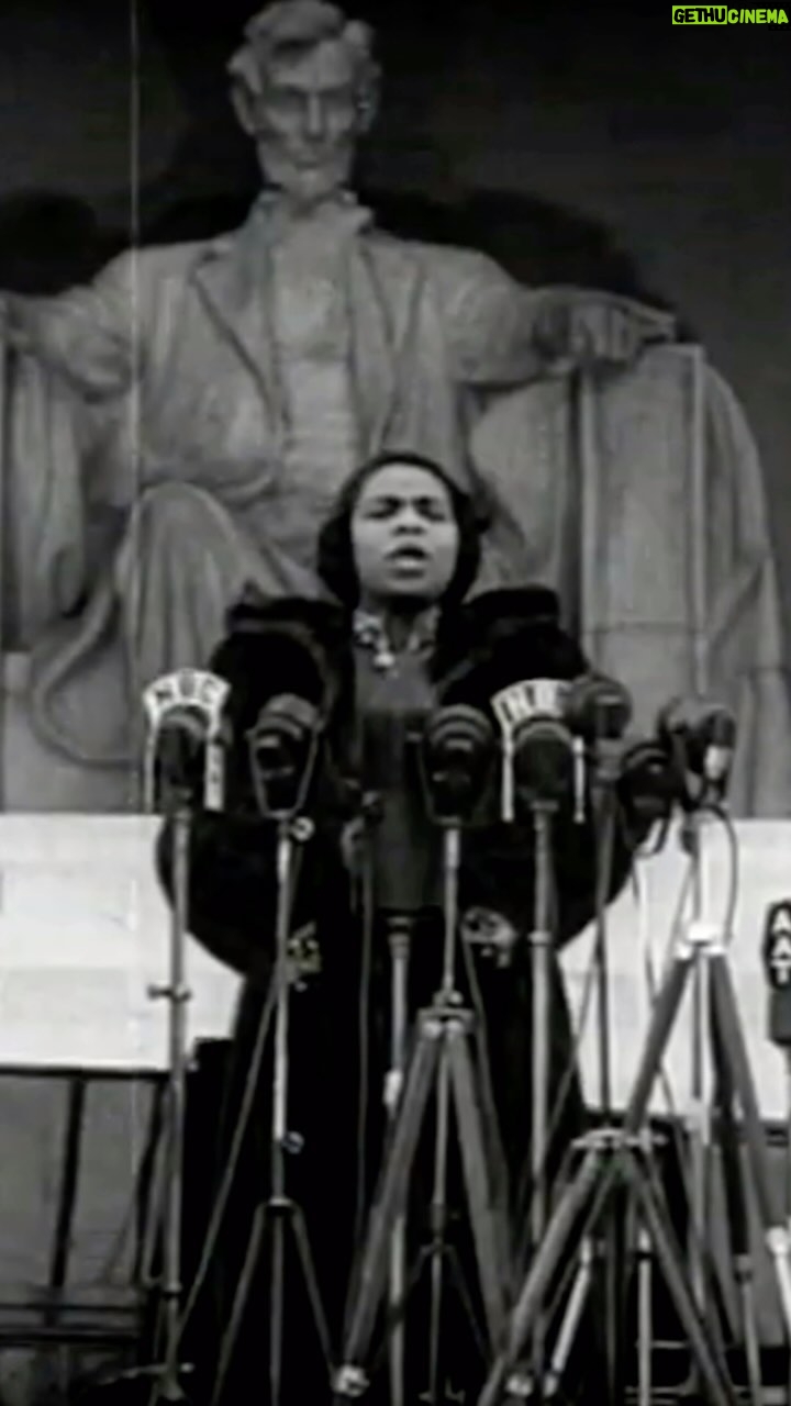 Nina Simone - 7.1K Likes - Marian Anderson, one of #ninasimone’s personal heroes, was born on this day in 1897. #mariananderson #blackhistorymonth