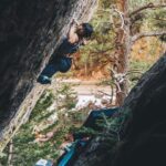 Nina Williams Instagram - The Heist (V12) 💸☑️ Took some exciting whips on this thing (third pic) over the course of 3 sessions. Reminded me of projecting Speed of Life back in the day where you’d fall and immediately have to engage cat reflexes 🐱💥 Gotta love #slantclimbing. It’s genuinely good fall practice! And of course wouldn’t be an Eldo climb without a fingerlock🖕🏼 Fun hangs with @dawoods89 and @bobbysorich 📸 and @tchadx with the 🎥 @thenorthface @thenorthface_climb @scarpana @organicclimbing #climbing #bouldering