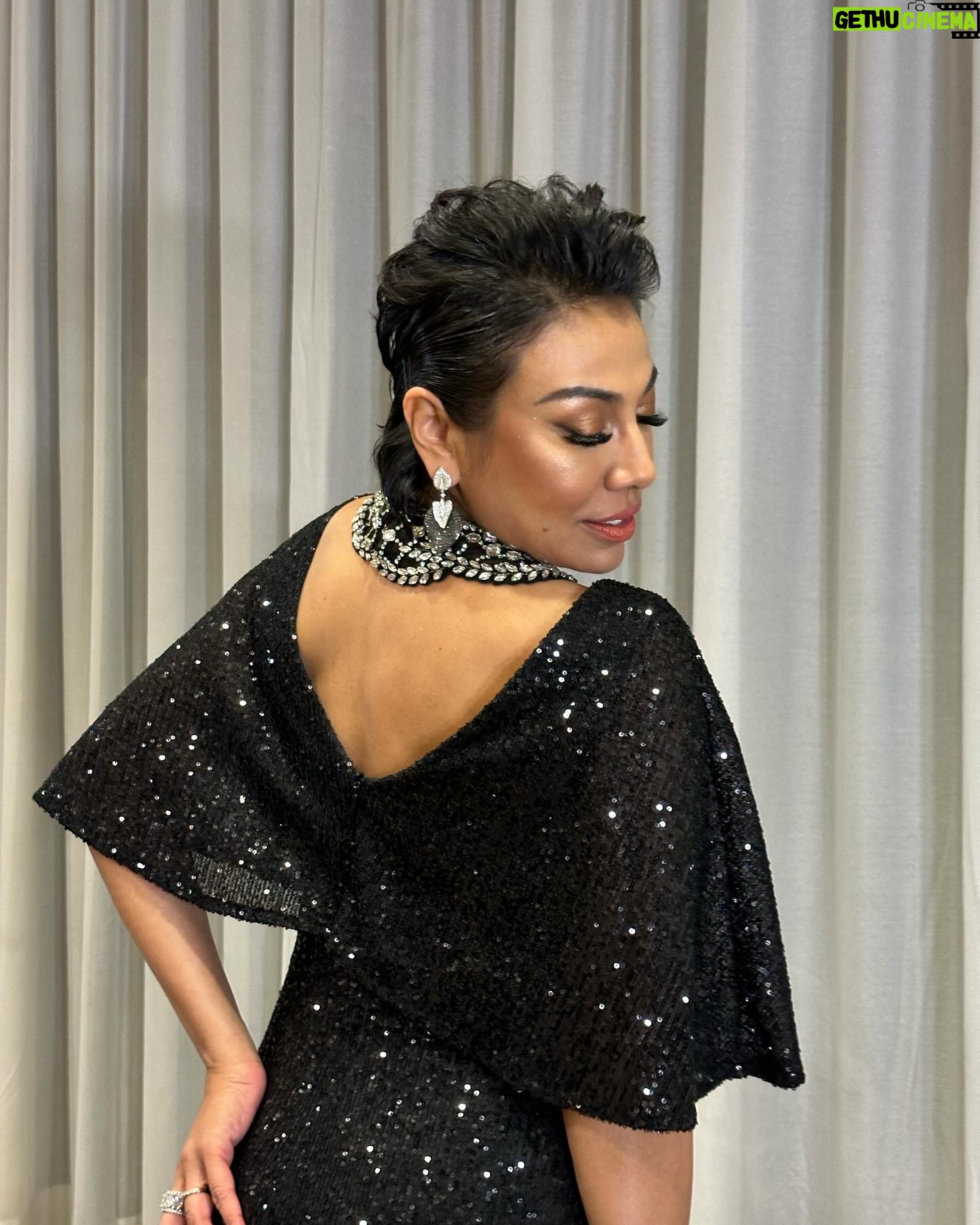 Ning Baizura - 723 Likes - Happy Birthday sayangku @rizman.n Semoga Panjang Umur Murah Rezeki dipermudahkan segala urusan Amin Amin YRA Make up & hair : @fendyafandii Clad in : @rizmanruzaini Jewels : @bvlgari (personal collection)