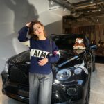 Ninon Instagram - @bentleymotors 2023年免許絶対とります @_dr_woo_ 脳波測定して自分に合う周波数の音楽を提案してくれるというすごい貴重な体験をさせていただきました✨ @bentleymotors_japan #Bentley #Bentayga #ベントレー #ベンテイガ