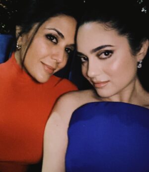 Niousha Noor Instagram - ☀️day @ejaf #EJAFOscars 💙♥️

(Also! Thank you everyone for all the beautiful birthday wishes 🥹)