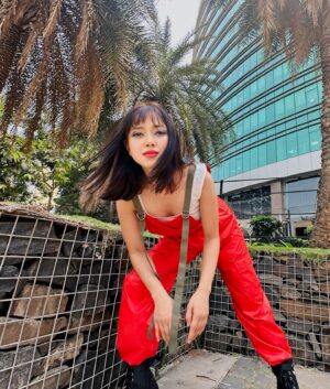 Nirisha Basnett Instagram - 🌶️ 
.
Label @kolor_therapi 
Designer @sanjana.stylebug 
Shot @suhaniishah