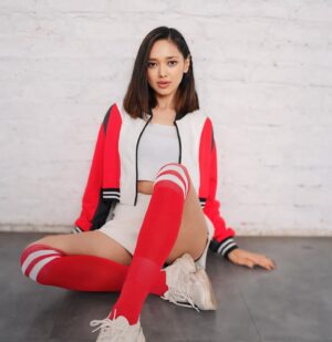 Nirisha Basnett Instagram - 🔺🔴🔻 
Label @kolor_therapi 
Styled by @sanjana.stylebug 
.
#streetwear