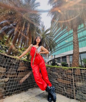 Nirisha Basnett Instagram - 🌶️ 
.
Label @kolor_therapi 
Designer @sanjana.stylebug 
Shot @suhaniishah
