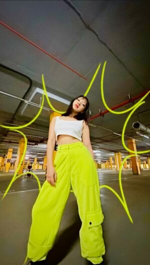 Nirisha Basnett Instagram - ..when street meets edge, underground becomes iconic 🪅 
@kolor_therapi by @sanjana.stylebug 
muse @nirisha.basnett 
concept | shooting | editing : @suhaniishah 
.
#kolortherapi #streetstyle #fashion ✨