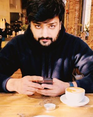 Nirup Bhandari Instagram - ಕಾಫಿ ಆಯ್ತಾ?
#coffeetime #coffeeaddict