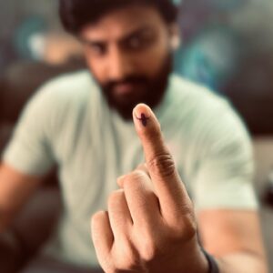 Nirup Bhandari Instagram - The Focus is on your ‘right to vote’
When you vote, ‘YOU’ win!! 
ಮತದಾನ ಪವಿತ್ರವಾದ ಕರ್ತವ್ಯ, 
ನಿಮ್ಮ ಮತ ನಿಮ್ಮ ಹಕ್ಕು!
#karnatakaelections2023 #vote #karnatakaassemblyelection2023