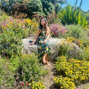 Nishat Priom Instagram - Spring is here….🌸🌺🌼🌹
#nishat_priom