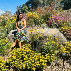 Nishat Priom Instagram - Spring is here….🌸🌺🌼🌹
#nishat_priom