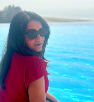 Nishat Priom Instagram - Refreshment, joy & relaxation 🩵♥️

#nishatpriom #nature #infinitypool #coxsbazar #refreshment #beachvacation