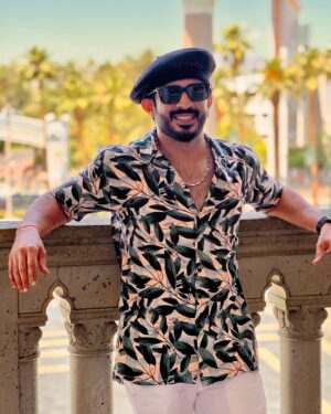 Nitya saxena Instagram - Get set gooo…Vegas! ❤️

@viyaofficial @nitya.saxena1186 @suvatsala_rakle #princessviya #anchorravi #vegas #vacation #holiday #familyfirst #familytime