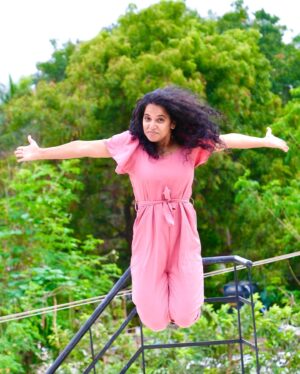Nivedita Rajappan Instagram - Yippeeee..! 💖😝

📸; @gomz_shankar 

#crazy #bounce #curlyhair #joy #thrilled #happy