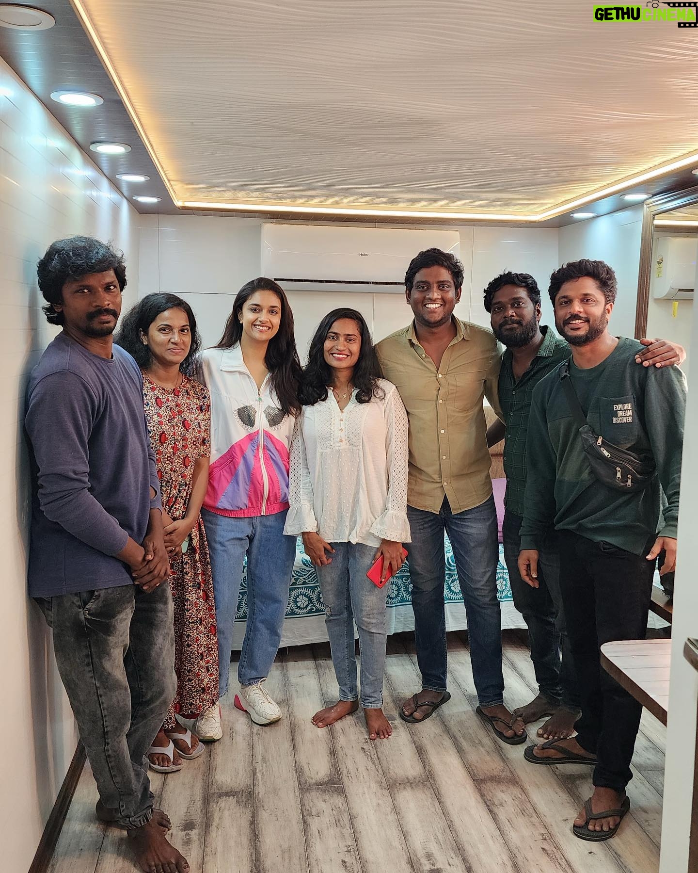 Nivedita Rajappan - 10K Likes - #MaaMannan
Thank you @mariselvaraj84 sir for this wonderful opportunity ❤️
@redgiantmovies_ @thenieswarcinematographer
@mirra.r_ @raghul__pr @_tornsock_ #aravindhbose
Truly beyond happy that had a wonderful experience, learned so many things from stellar star cast #fafa #vadivelu @keerthysureshofficial @udhay_stalin sir
Thanks to everyone who watched the movie and appreciated me even when i had a small part..
#MaaMannan #mariselvaraj #thenieswar #arr #ARrahman #fafa #vadivelu #keerthysuresh #lal #geethakailasam #artist #art #love #happiness