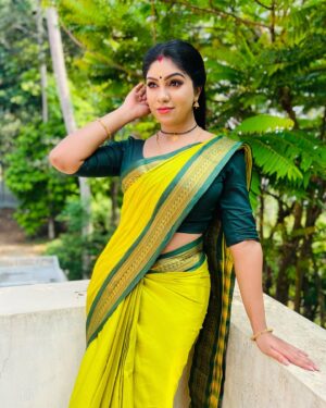Niyuktha Prasad Instagram - When I’m get obsessed with something ..it will reflect like this A huge Instance is PARVATHY♥️

#zeekeralam #serial #actor #parvathy #traditional #kerala #girl #love #tradition #culture #traditionalwear #saree #ootd #keralagallery