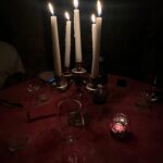 Noémie Abossolo Instagram - 🕯️🍷B.M.F 🍷🕯️ Soirée avec mon humain préféré et une de mes meilleures amie d’enfance qu’est ce que ça fait du bien … J’évolue dans un monde où les gens excelle par le vice et les interêts et c’est pour ça que c’est important pour moi de rester ancré à ma famille et mes amies d’enfance au final avec ou sans la notoriété eux resteront toujours là . 🖤❤️ #pourtoi #paris #lifestyle #foryou #explore