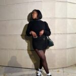 Noémie Abossolo Instagram – ✨🙂I’M SMILE ADDICT 🙃✨

👜: @givenchy 
👟: @adidasparis
💇🏽‍♀️: @newconceptbyrims