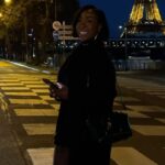 Noémie Abossolo Instagram - ✨🙂I’M SMILE ADDICT 🙃✨ 👜: @givenchy 👟: @adidasparis 💇🏽‍♀️: @newconceptbyrims