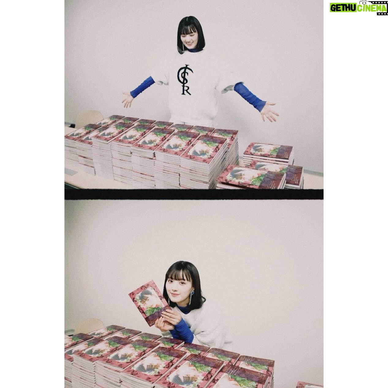 Noa Tsurushima - 3 Likes - #鶴嶋乃愛1stエッセイ
#微睡む花の様に
サイン入れをして参りました!
心からの愛と感謝を込めて…
たまーに、不思議な仲間達がいるかもしれません☺️
明日、2/28発売です🌹
皆様どうぞ宜しくお願いいたします!