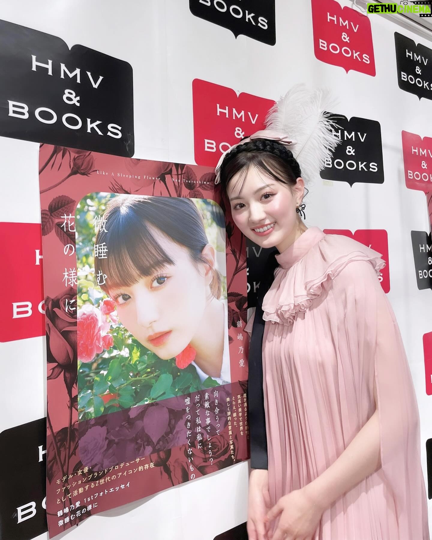 Noa Tsurushima - 3 Likes - #鶴嶋乃愛1stフォトエッセイ
#微睡む花の様に
お渡し会どうもありがとうございました🌸
ファンの皆様に直接お目にかかれてとても嬉しいひと時でした
是非、何度でも読み返して下さいね🪽
またいつか♡
ps.本の表紙とリンクする様にメイクもお衣装もピンクたっぷりにしていただきました🌸やはり、私の永遠のテーマカラー。